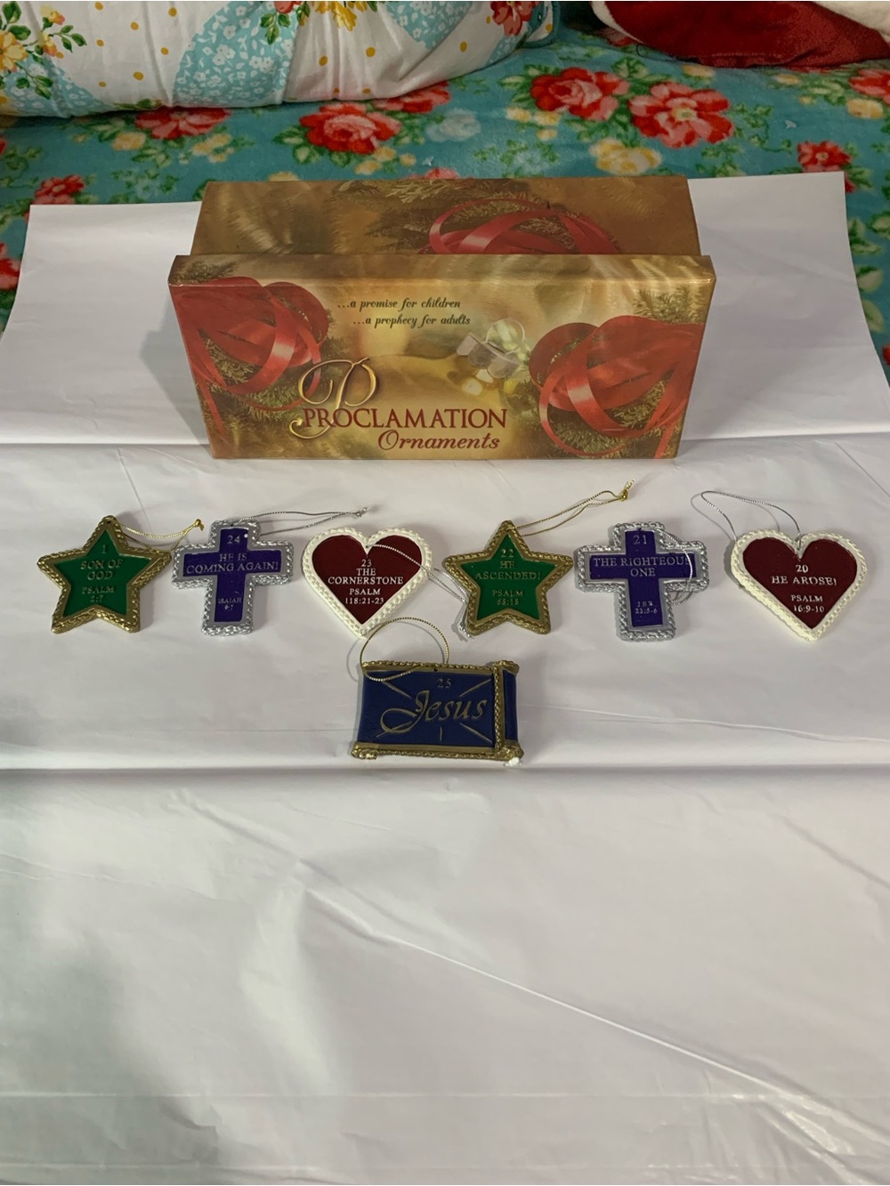 Proclamation Advent Countdown Ornament Collection Set 25
